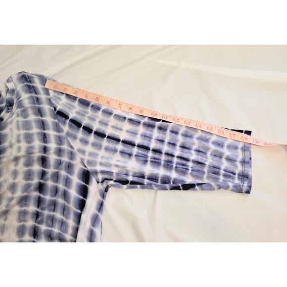 Kim & Cami Long Sleeve Top Women 2X Blue White Tie Dye Squares Faux Button Back - Picture 6 of 6